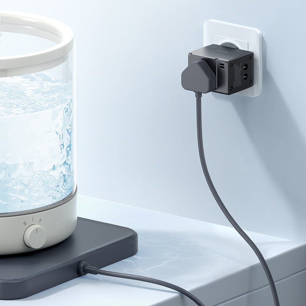 10.5W 2A+1AC Universal Travel Adapter (UK/US/EU/AU)