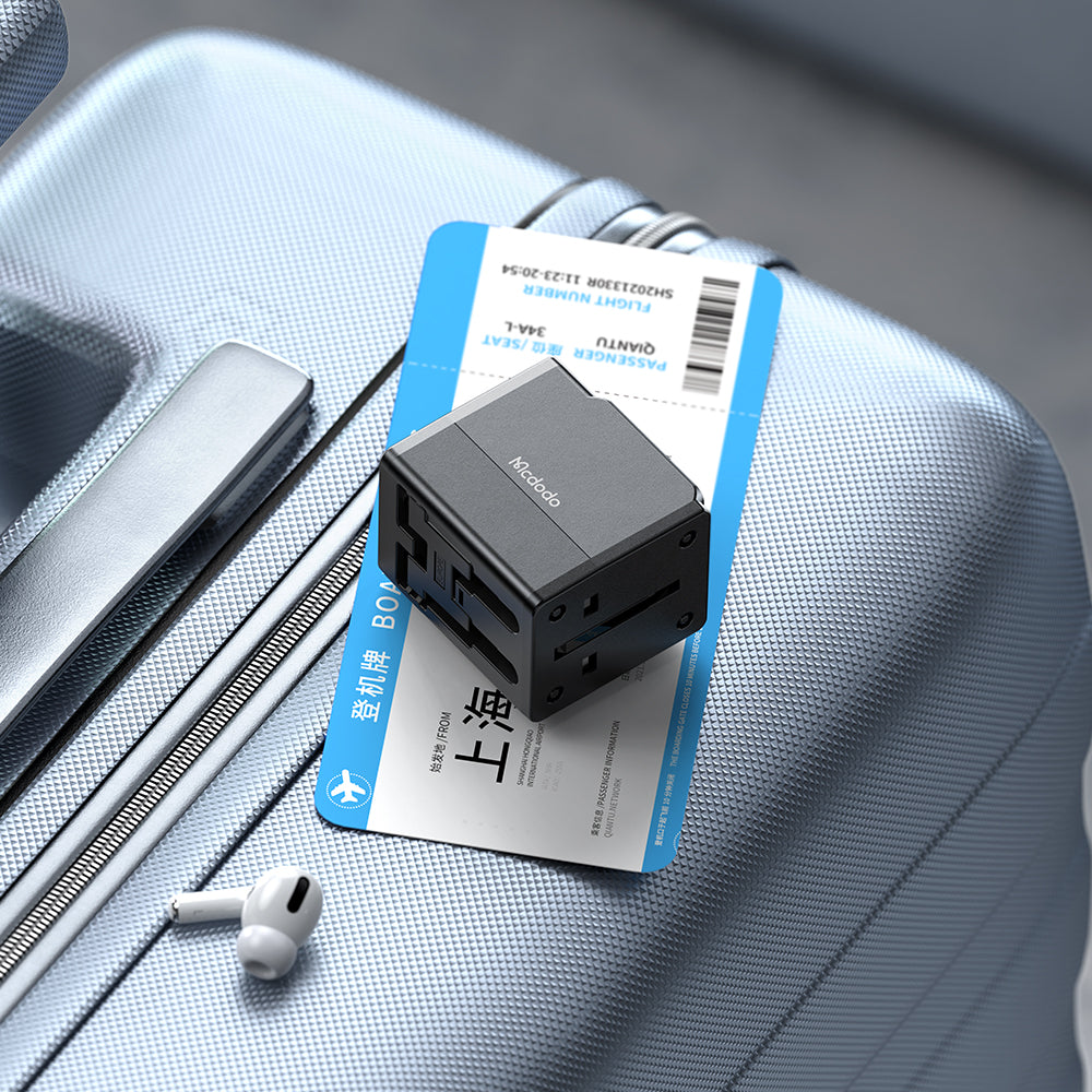 10.5W 2A+1AC Universal Travel Adapter (UK/US/EU/AU)