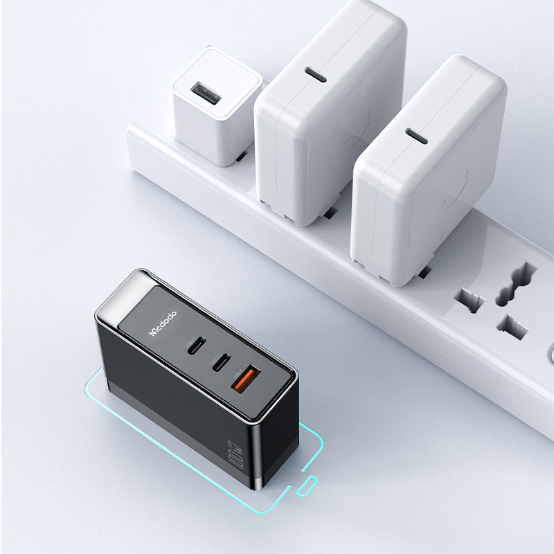 100W 2C+1A GAN Universal Travel Adapter (UK/US/EU)