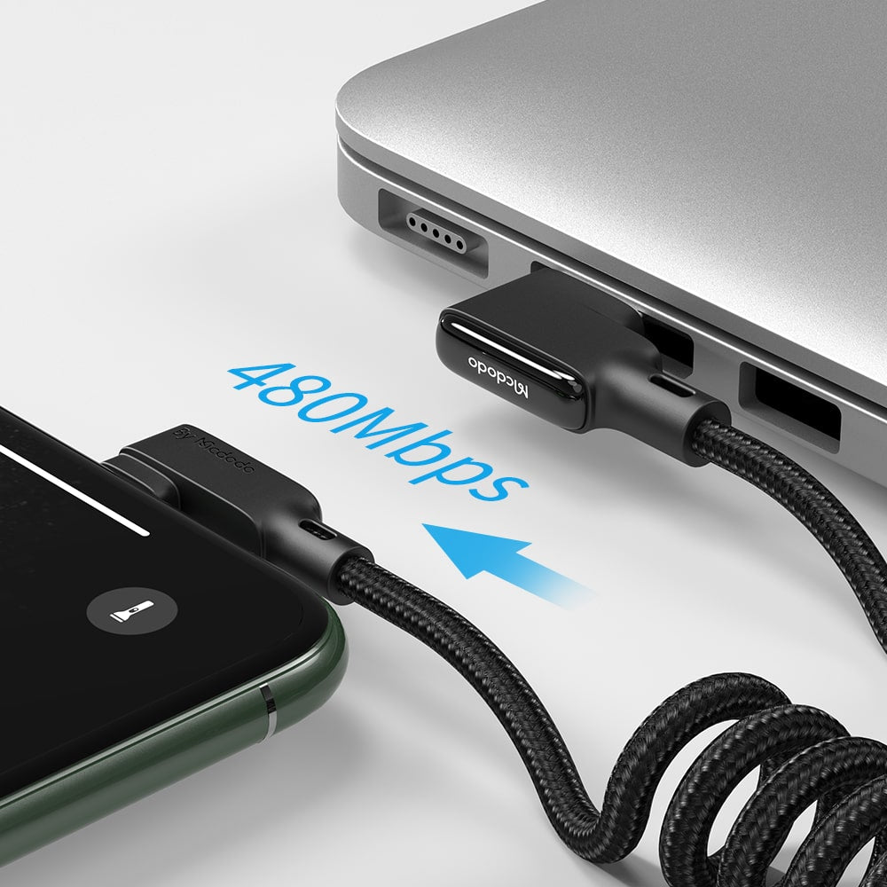 90 Degree Coil Lightning Data Cable 1.8m