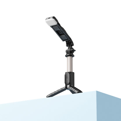 Wireless Selfie Stick Single Lamp