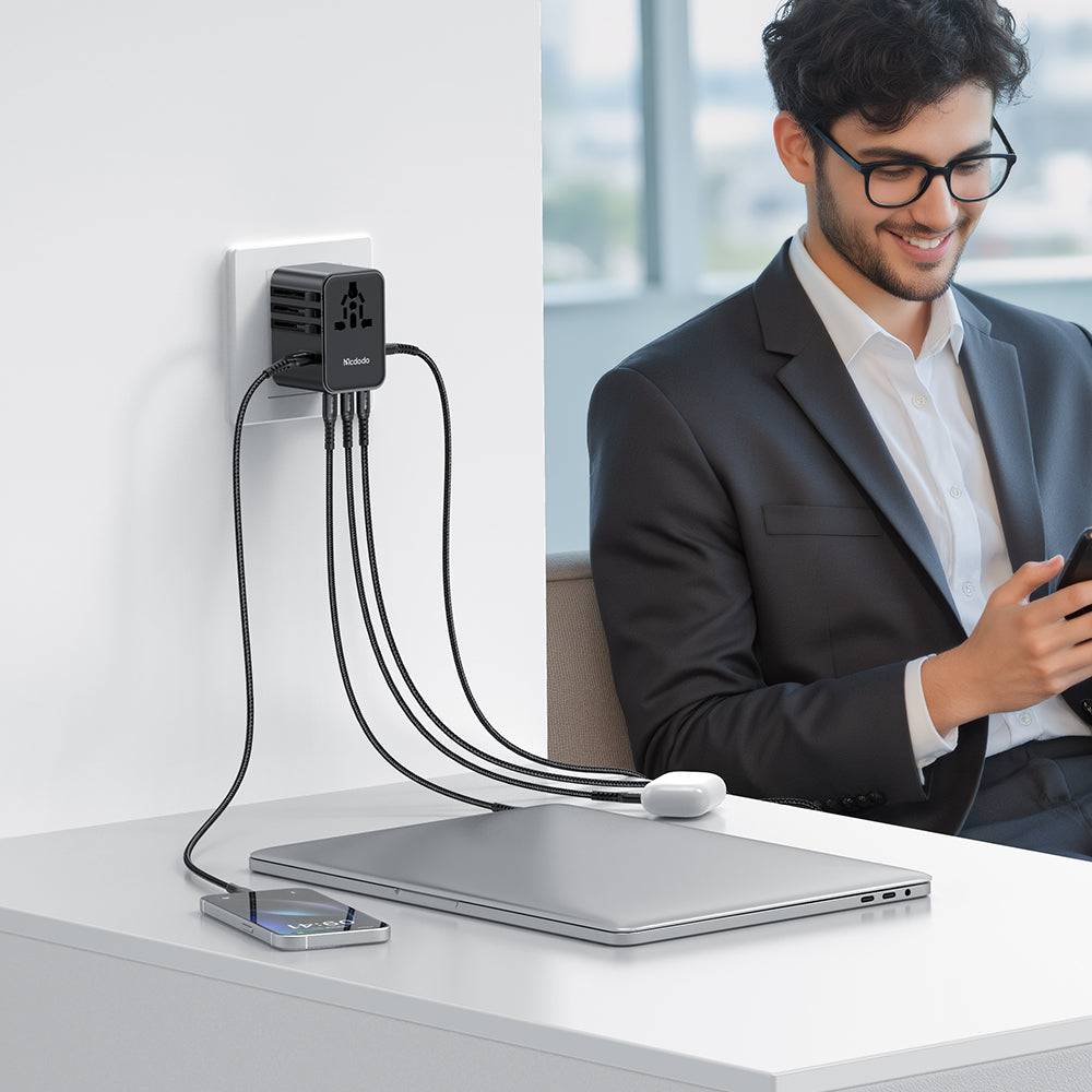 GlobePower 45W Universal Travel Adapter Kit (3 USB-C, 2 USB-A)