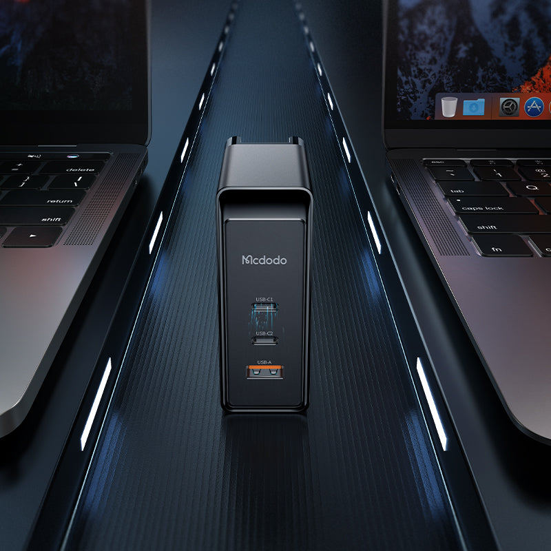 100W 2C+1A GAN Universal Travel Adapter  (UK/US/EU)